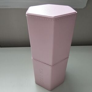 DOLL 10 Makeup Brush Holder Magnetic Closure) Brand new!